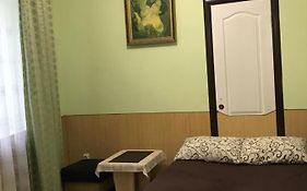 Центр .Гарний і зручний район.
